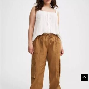 Torrid High-Rise Poplin Parachute Pant